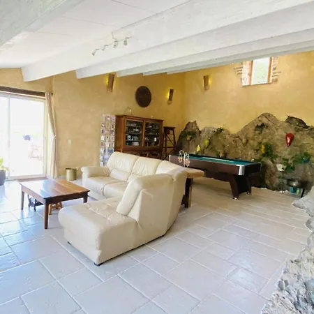 Le Moulin Du Gue En Vendee De 8 Atypique Et Exceptionnel Au Bord De L'eau A 30 Minutes Du Puydufou Agremente D'un Sauna Et Bain Nordique Au Feu De Bois Pour Vous Detendre Entre Amis Et Famille * Sainte-Cécile