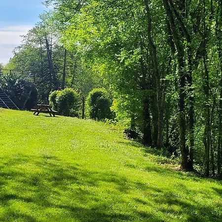 Le Moulin Du Gue En Vendee De 8 Atypique Et Exceptionnel Au Bord De L'eau A 30 Minutes Du Puydufou Agremente D'un Sauna Et Bain Nordique Au Feu De Bois Pour Vous Detendre Entre Amis Et Famille Vakantiehuis