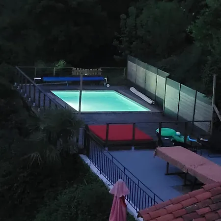 Le Moulin Du Gue En Vendee De 8 Atypique Et Exceptionnel Au Bord De L'eau A 30 Minutes Du Puydufou Agremente D'un Sauna Et Bain Nordique Au Feu De Bois Pour Vous Detendre Entre Amis Et Famille *