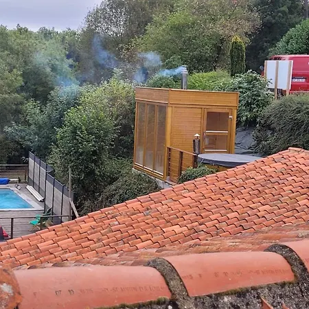 Le Moulin Du Gue En Vendee De 8 Atypique Et Exceptionnel Au Bord De L'eau A 30 Minutes Du Puydufou Agremente D'un Sauna Et Bain Nordique Au Feu De Bois Pour Vous Detendre Entre Amis Et Famille Vakantiehuis *