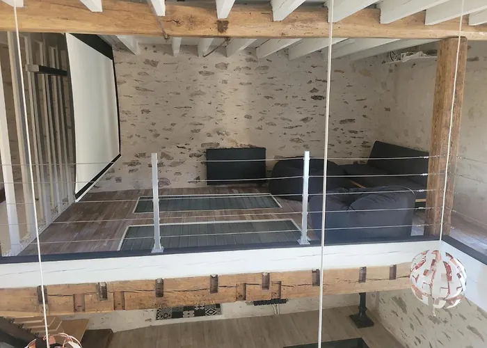 Le Moulin Du Gué En Vendée De 8 Atypique Et Exceptionnel Au Bord De L'eau à 30 Minutes Du Puydufou Agrémenté D'un Sauna Et Bain Nordique Au Feu De Bois Pour Vous Détendre Entre Amis Et Famille *