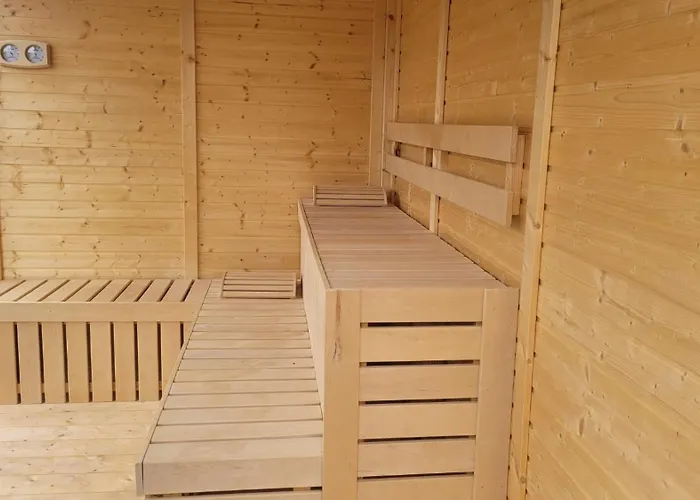 Le Moulin Du Gué En Vendée De 8 Atypique Et Exceptionnel Au Bord De L'eau à 30 Minutes Du Puydufou Agrémenté D'un Sauna Et Bain Nordique Au Feu De Bois Pour Vous Détendre Entre Amis Et Famille Сasa de vacaciones Sainte-Cécile